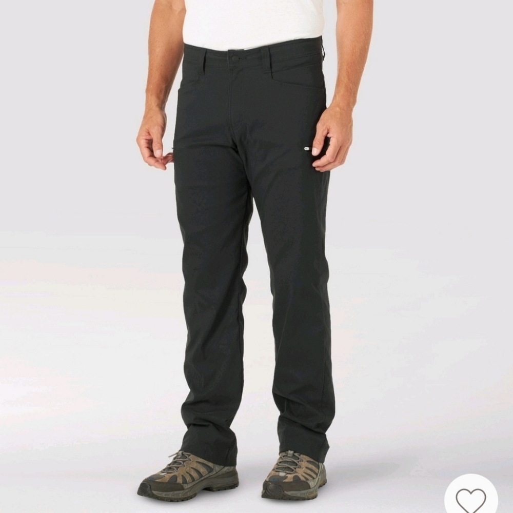 NWT Wrangler all terrain pants 32×32